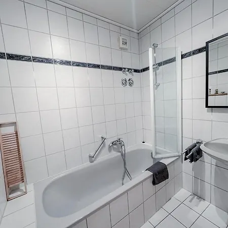 Appartement Zentrale Mit Balkon *